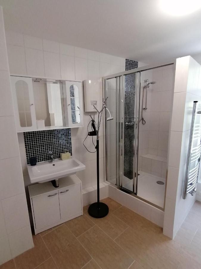 Burgfrieden 6 Apartment *